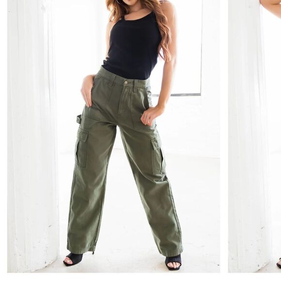 Cello Army Green High Rise Wide Leg Carpenter Jeans never worn! Size 3 Junior - Picture 1 of 12